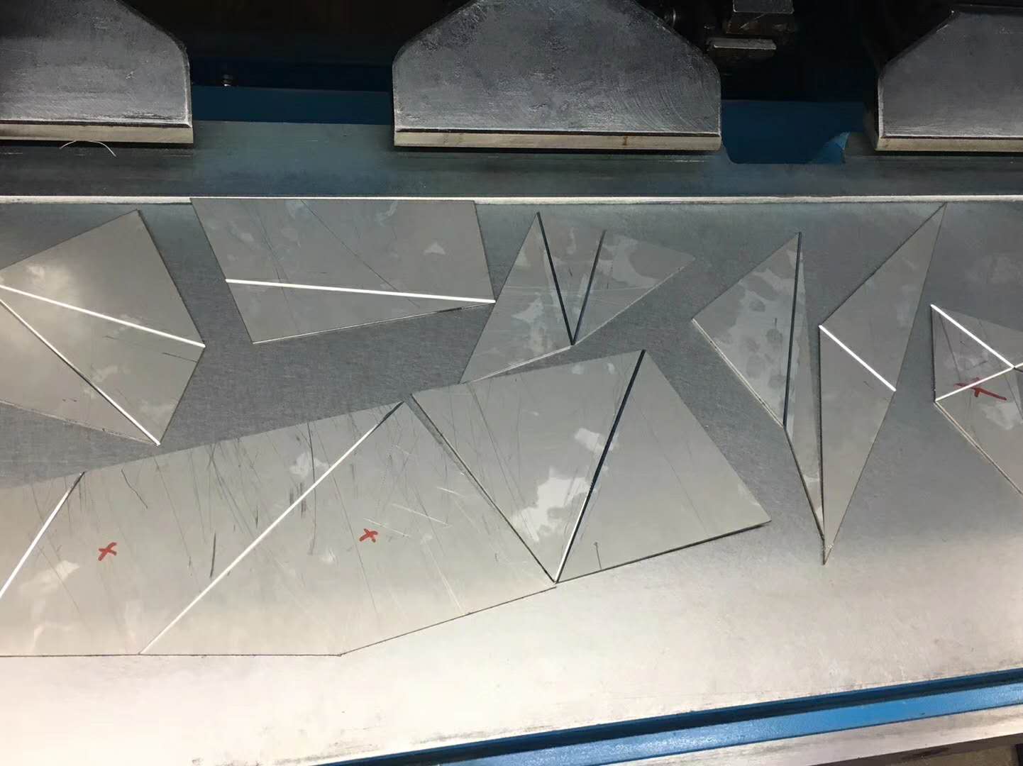 國輝刨槽機已抵達泰國，客戶很滿意